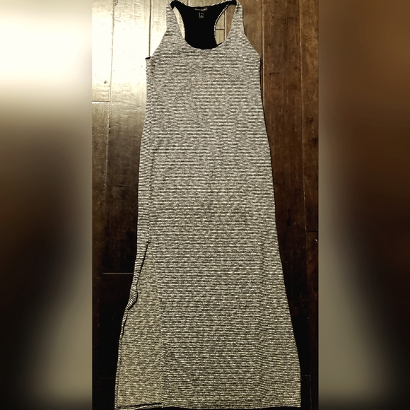 Banana Republic Black White Striped Sleeveless Racerback Maxi - Picture 1 of 3